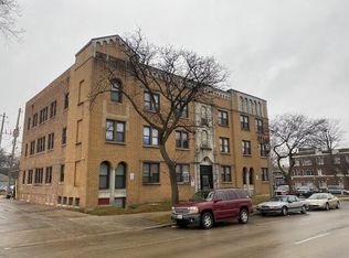 2431 W Capitol Dr, Milwaukee, WI 53206