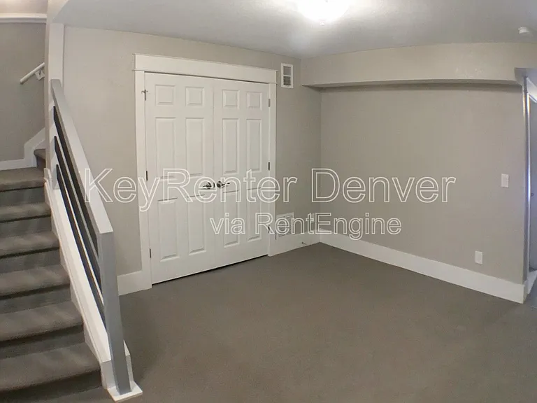 1539 W 43rd Ave — Photo 19