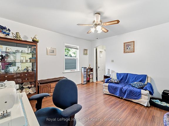 5th image of 122 Fulton St