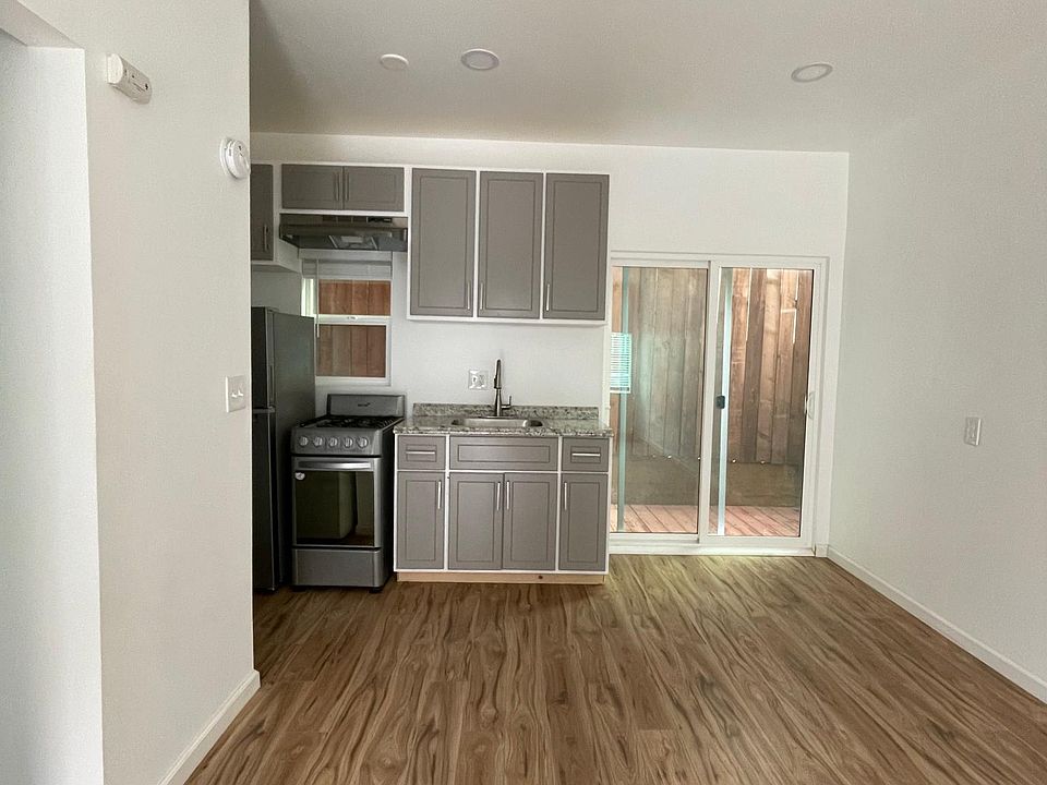 1st image of 1137 30th St #1-A