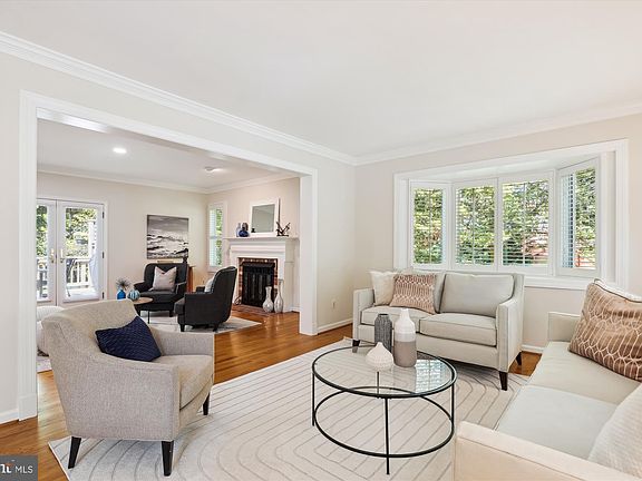 4th image of 2726 Valestra Cir