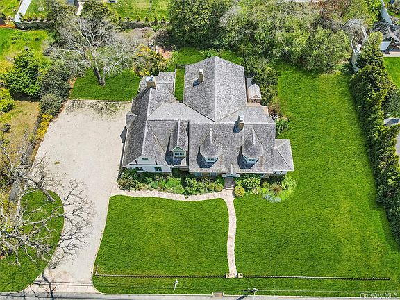 4th image of 249 Gerritsen Avenue