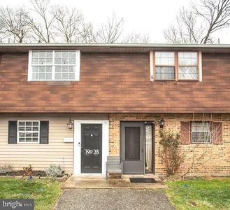 35 La Cascata, Clementon, NJ, 08021