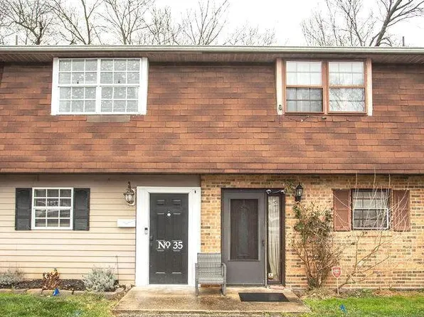 35 La Cascata, Clementon, NJ 08021