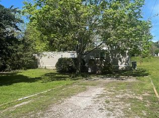 104 Poplar St, Clover, SC 29710