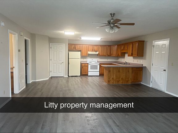 2nd image of 1510 Fair Park Cir
