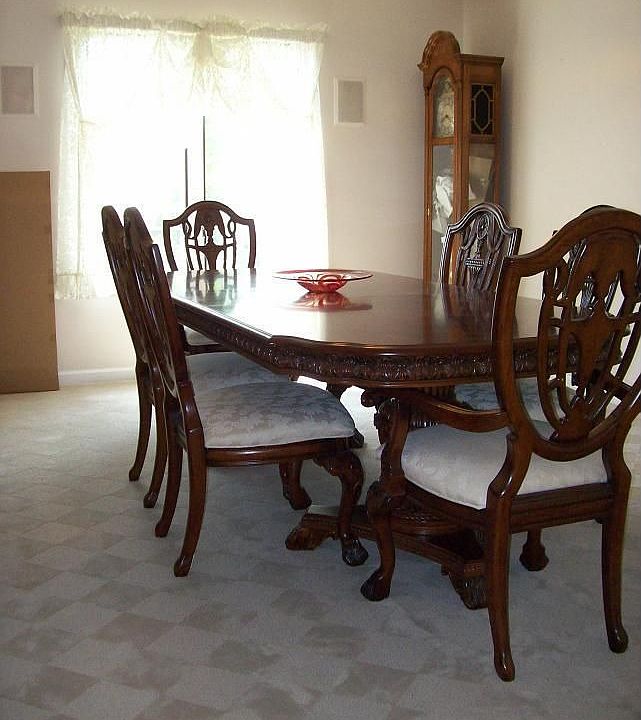 Dining Rm