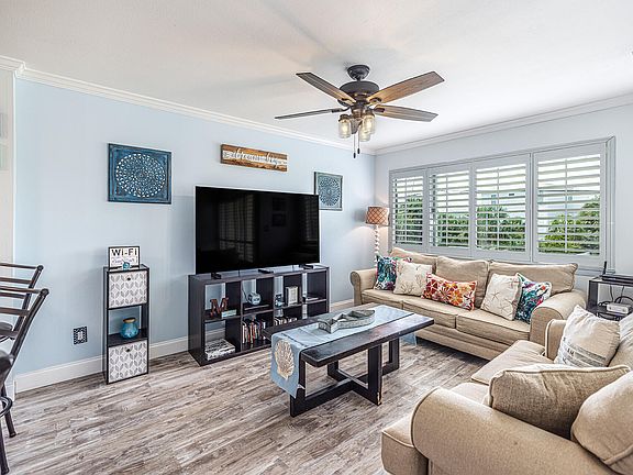 4th image of 485 Gulf Shore Dr Unit 205