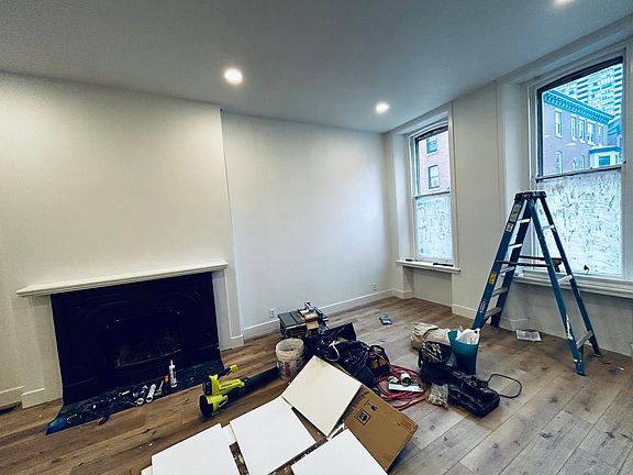 2nd image of 256 S 21st St #1G