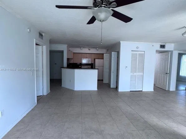207 Villa Cir, Boynton Beach, FL