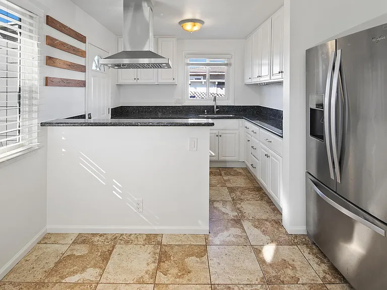 1905 Coolidge St — Photo 13