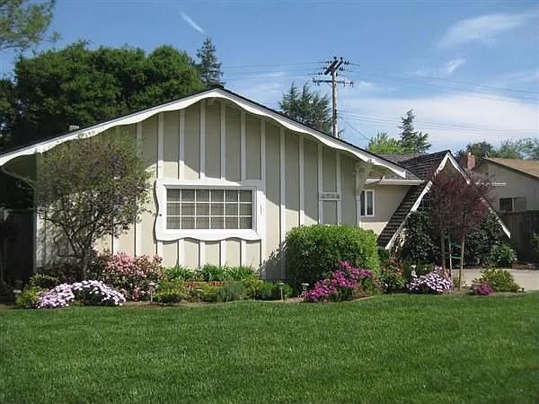 3280 Tracy Dr photo 1