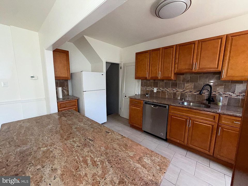 1st image of 134 Widener St