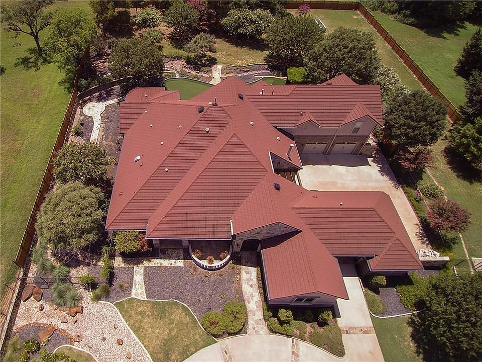 2nd image of 820 Mount Gilead Rd