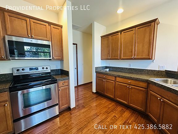 3rd image of 7625 NE 201st Pl
