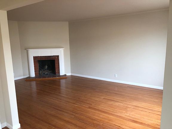 5th image of 2389 39th Ave