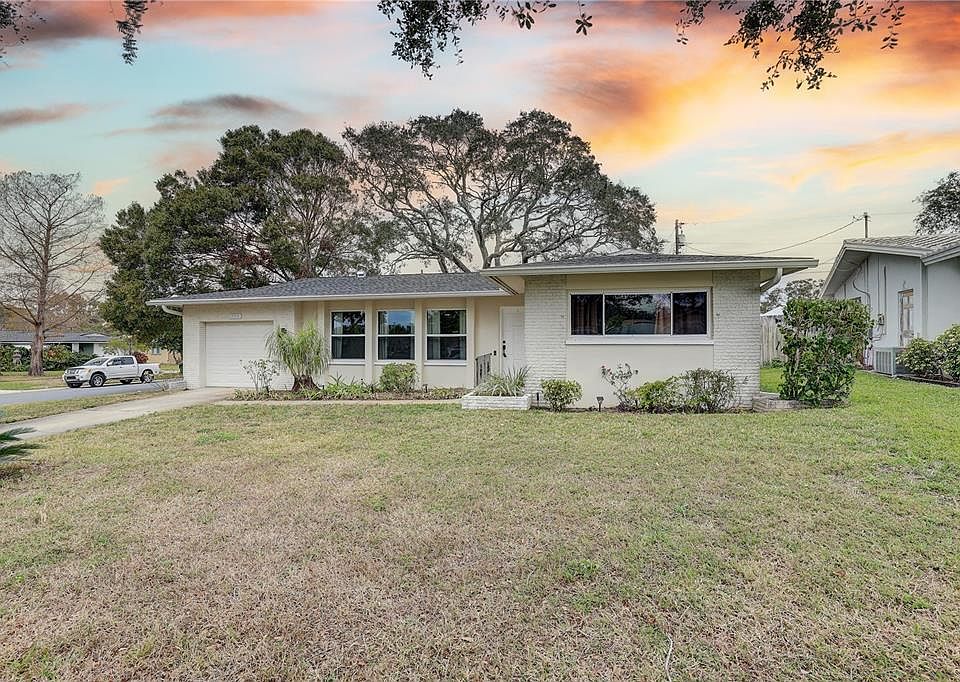 1st image of 553 Lake Hill Ln