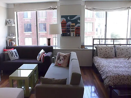 Sold by Sotheby's International Realty | media 3