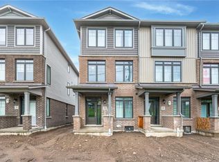 10 Birmingham Dr #70, Cambridge, ON N1R 0C6