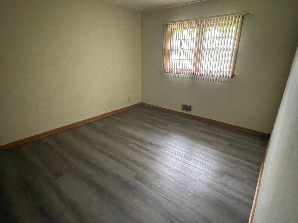 1st image of 531 Fairview Blvd