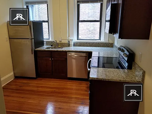 1461 Beacon St #3 Photo 1