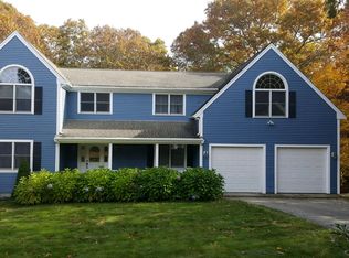 40 Deep Wood Dr, Forestdale, MA 02644