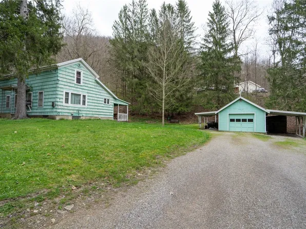 8 Glen Ave, Canisteo, NY 14823