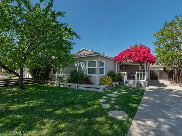 17557 Gilmore St, Van Nuys, CA 91406