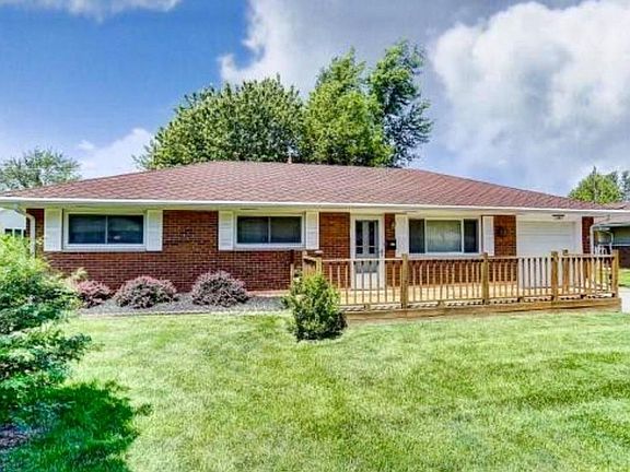 2nd image of 728 Gloria Ave