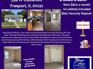 534 W Roosevelt St, Freeport, IL 61032