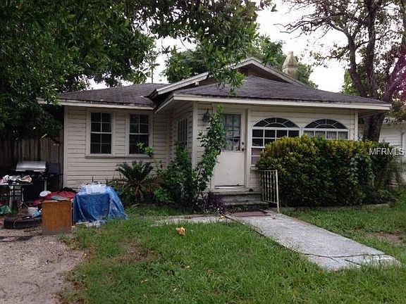 2nd image of 2124 W Rambla St