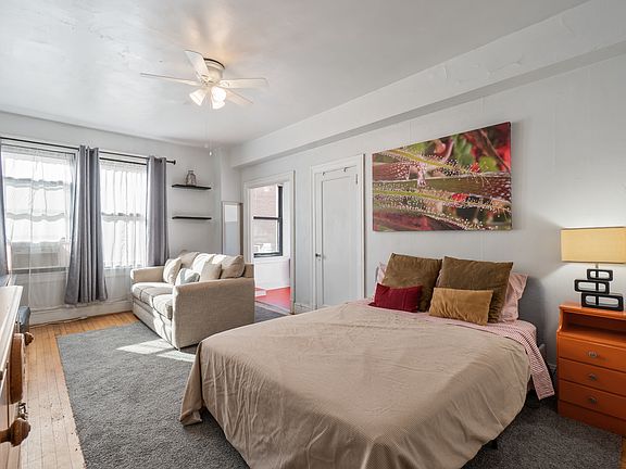 5th image of 1101 L St NW APT 308