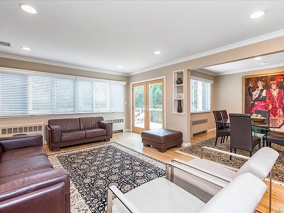 2nd image of 315 Harrison Ave