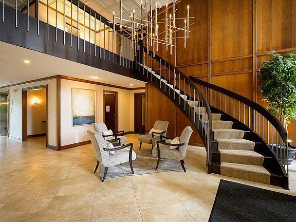 2nd image of 1 Oak Brook Club Dr #30