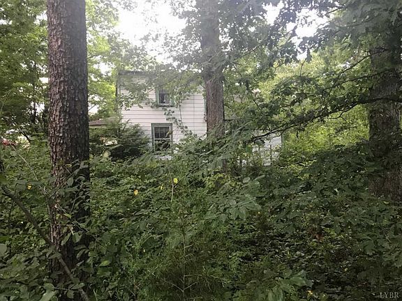 2nd image of 120 Spinoza Cir