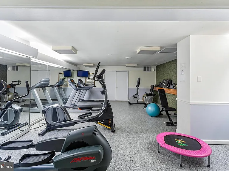 5340 Holmes Run Pkwy #1212 — Photo 32