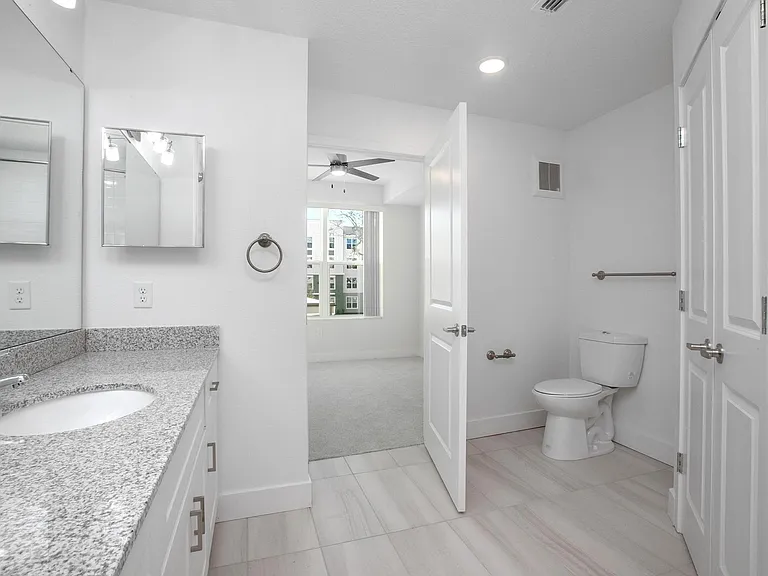 Fern Grove Apartments — Photo 22