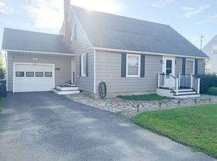 19 Elm St, Rouses Pt, NY 12979