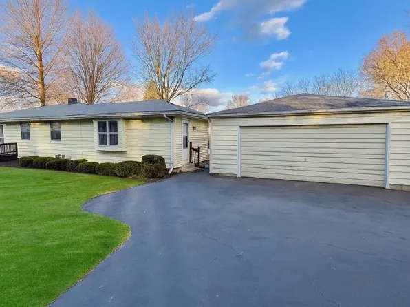 3895 Avalon Ct, Youngstown, OH 44515