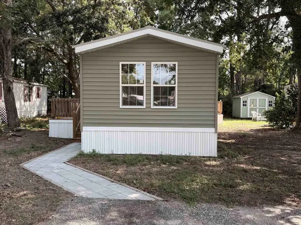 83 Crooked Island Circle, Murrells Inlet, SC 29576