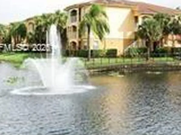 155 NW 96th Ter #2202, Hollywood, FL 33024