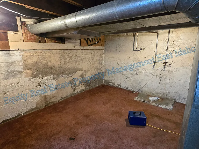 925 W Clark St #925 — Photo 31