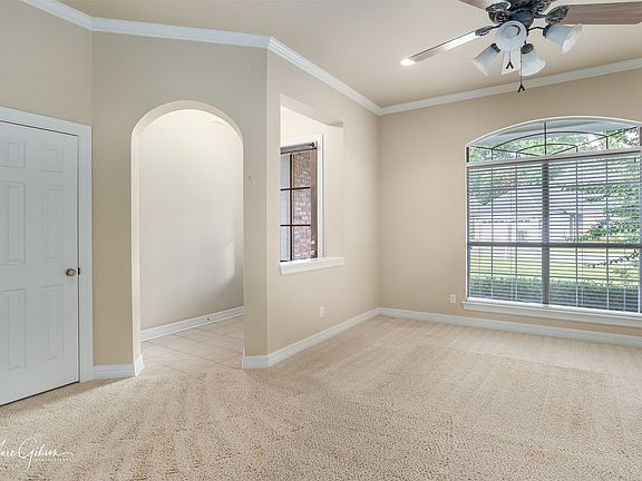 5th image of 106 Red Fox Cir