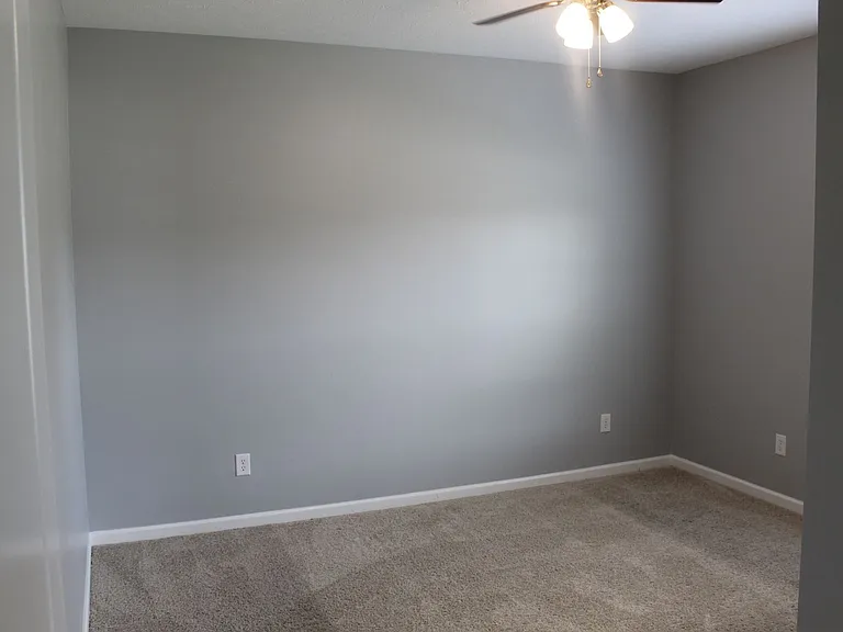 1857 Doncaster Dr — Photo 11