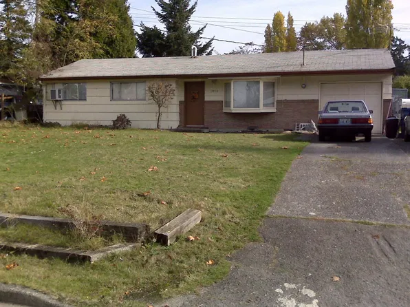 3712 136th Ave SE, Bellevue, WA 98006