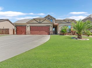8906 Five Burroughs Dr, Bakersfield, CA 93311