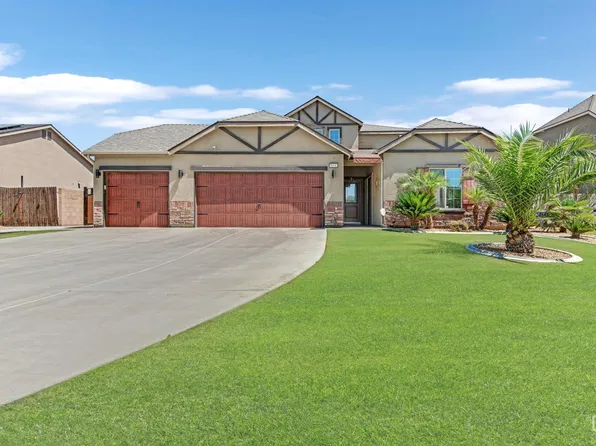 8906 Five Burroughs Dr, Bakersfield, CA 93311