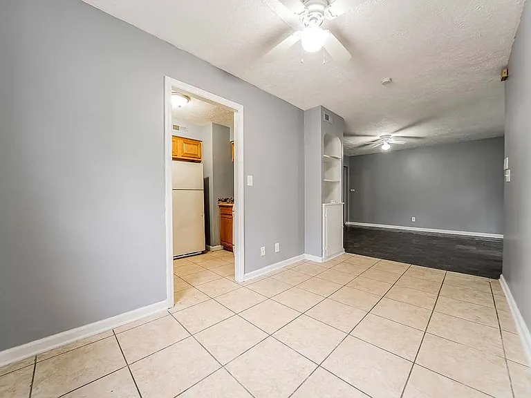 2533 Greenvale Rd — Photo 17