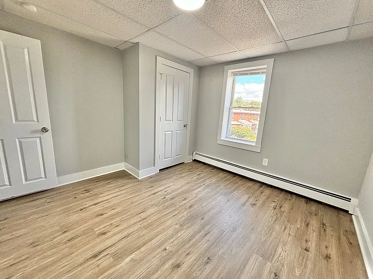 2303 Main St #J — Photo 12