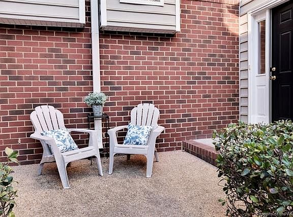 2nd image of 4504 Beacon Hill Dr